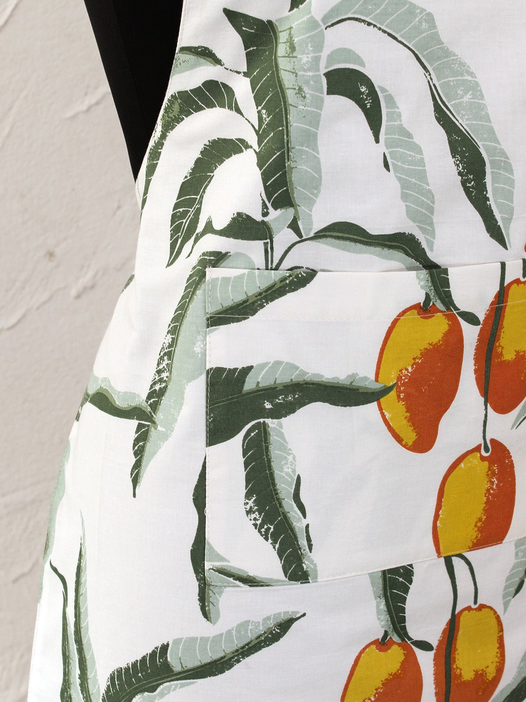 Murungai Apron (Rust)