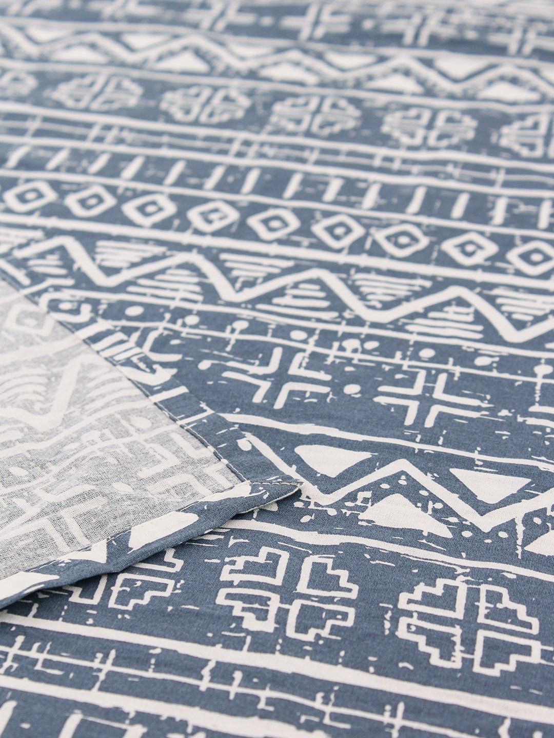 Kullu Patti Bedsheet with Pillow Cover (Blue) - 144 TC