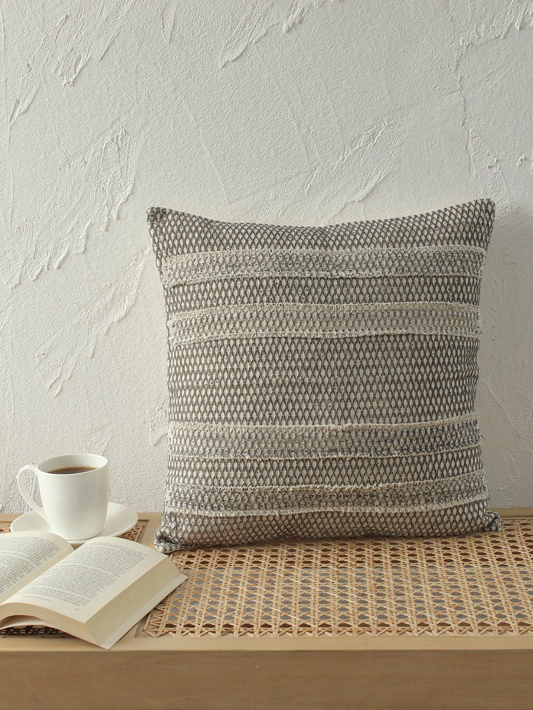 Hammock Beach - Set Of 2 Cushion Covers (Black) - Medium