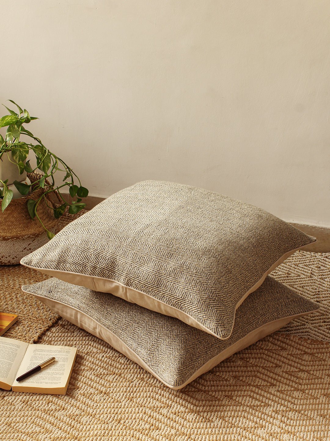 Purvanchal Cushion Cover (Gold/Grey)