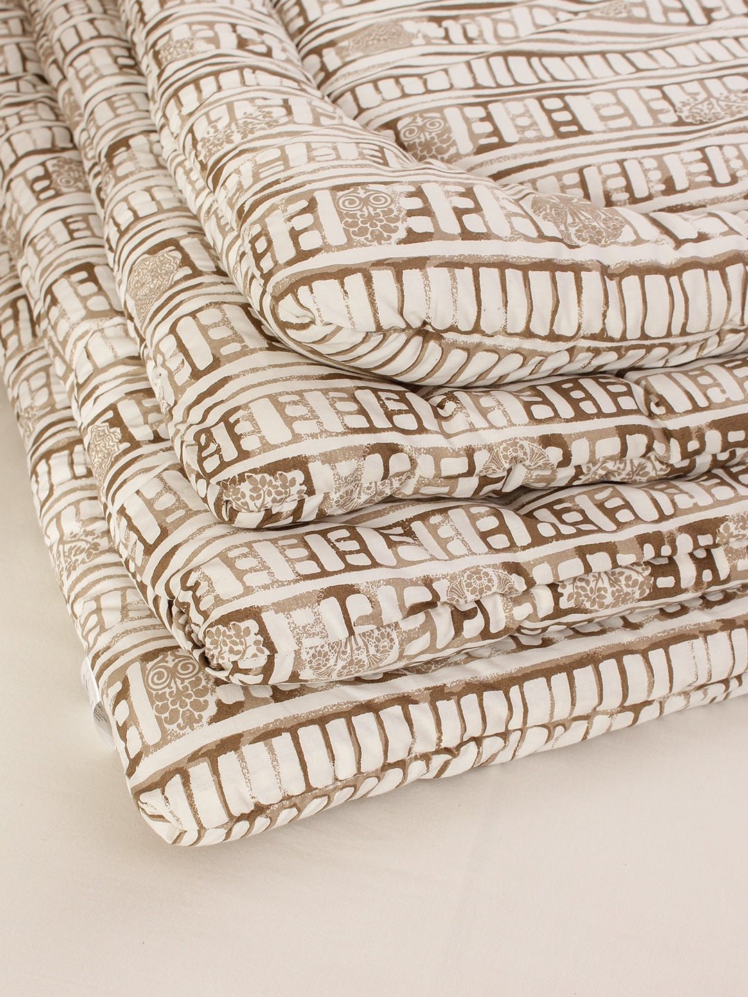 Sanchi Double Comforter (Grey)