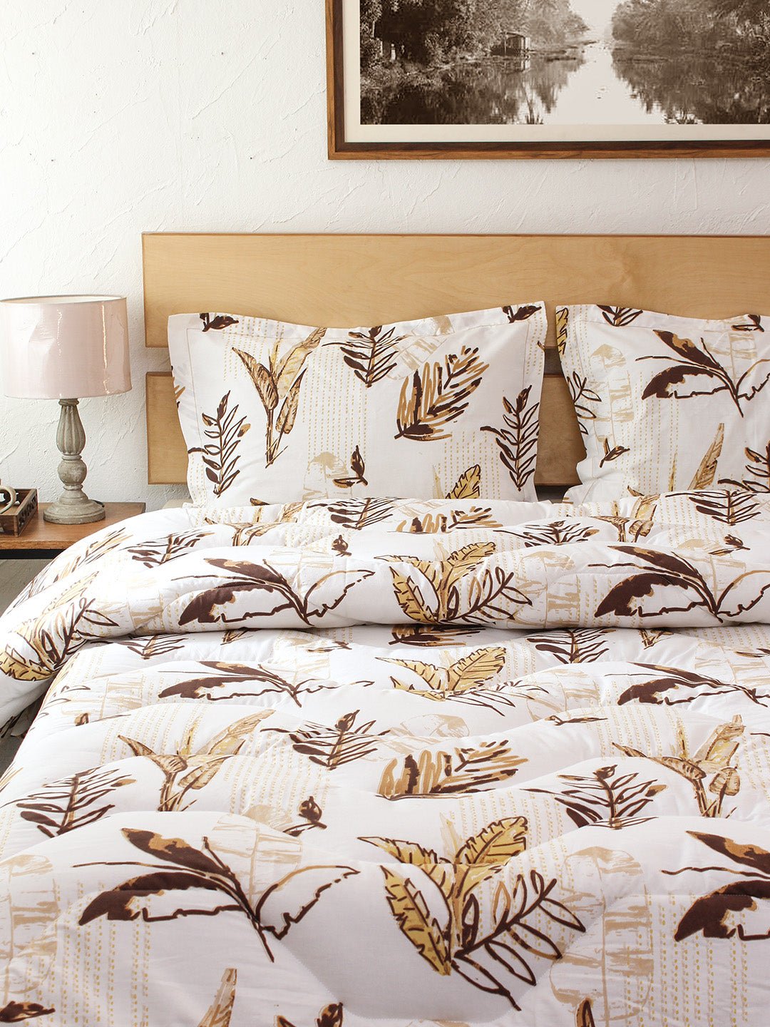Vanam Brown Comforter