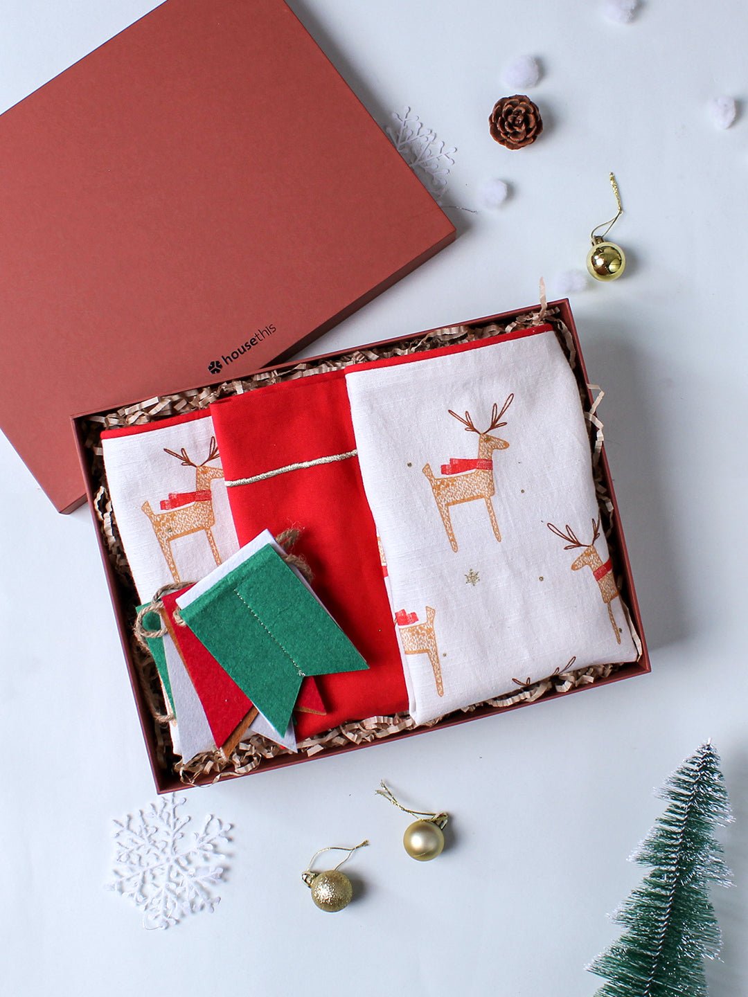 Jolly Reindeer Cushion Cover Gift Set (Multi)