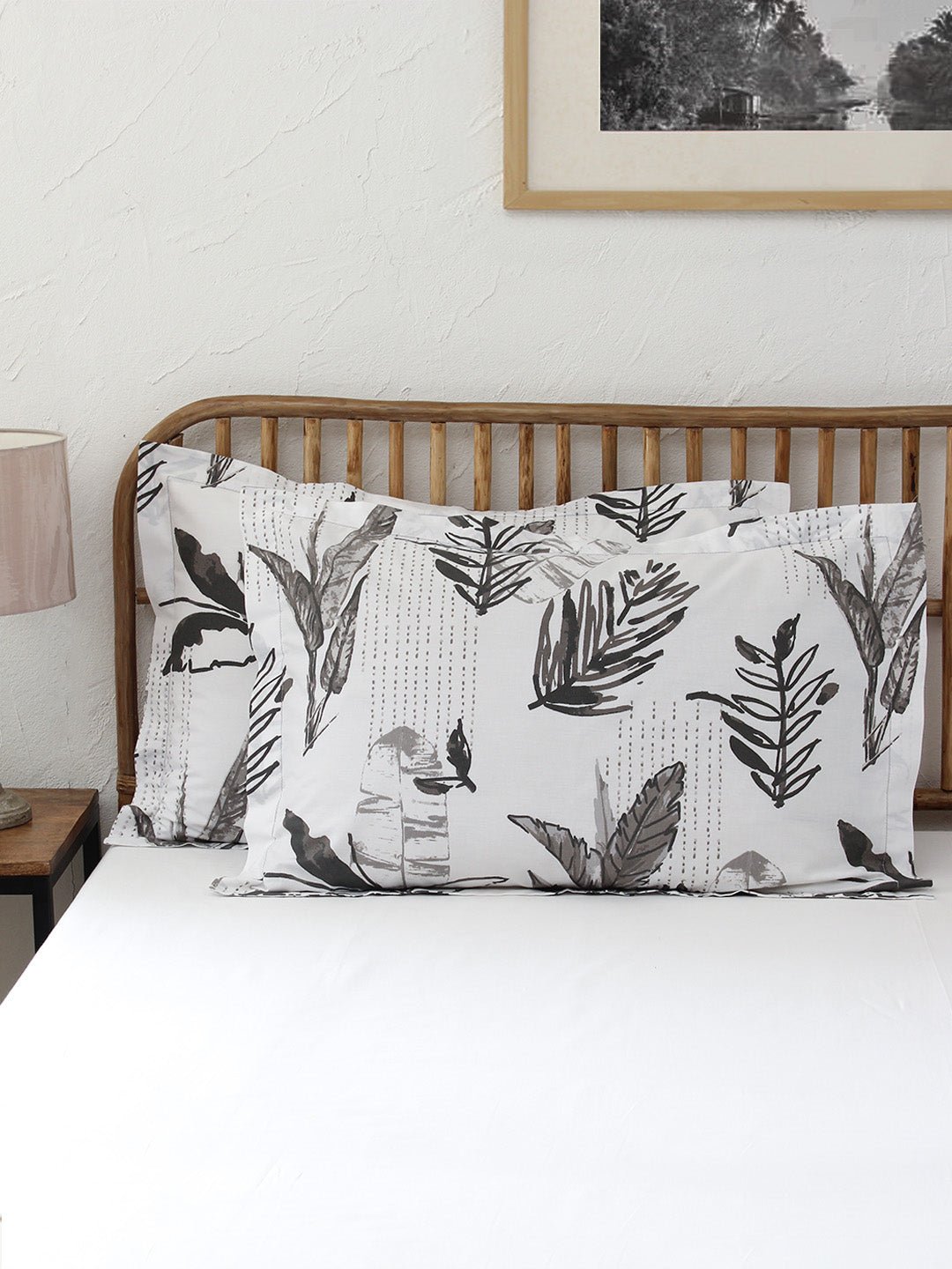 Vanam Pillow Cover (Grey)