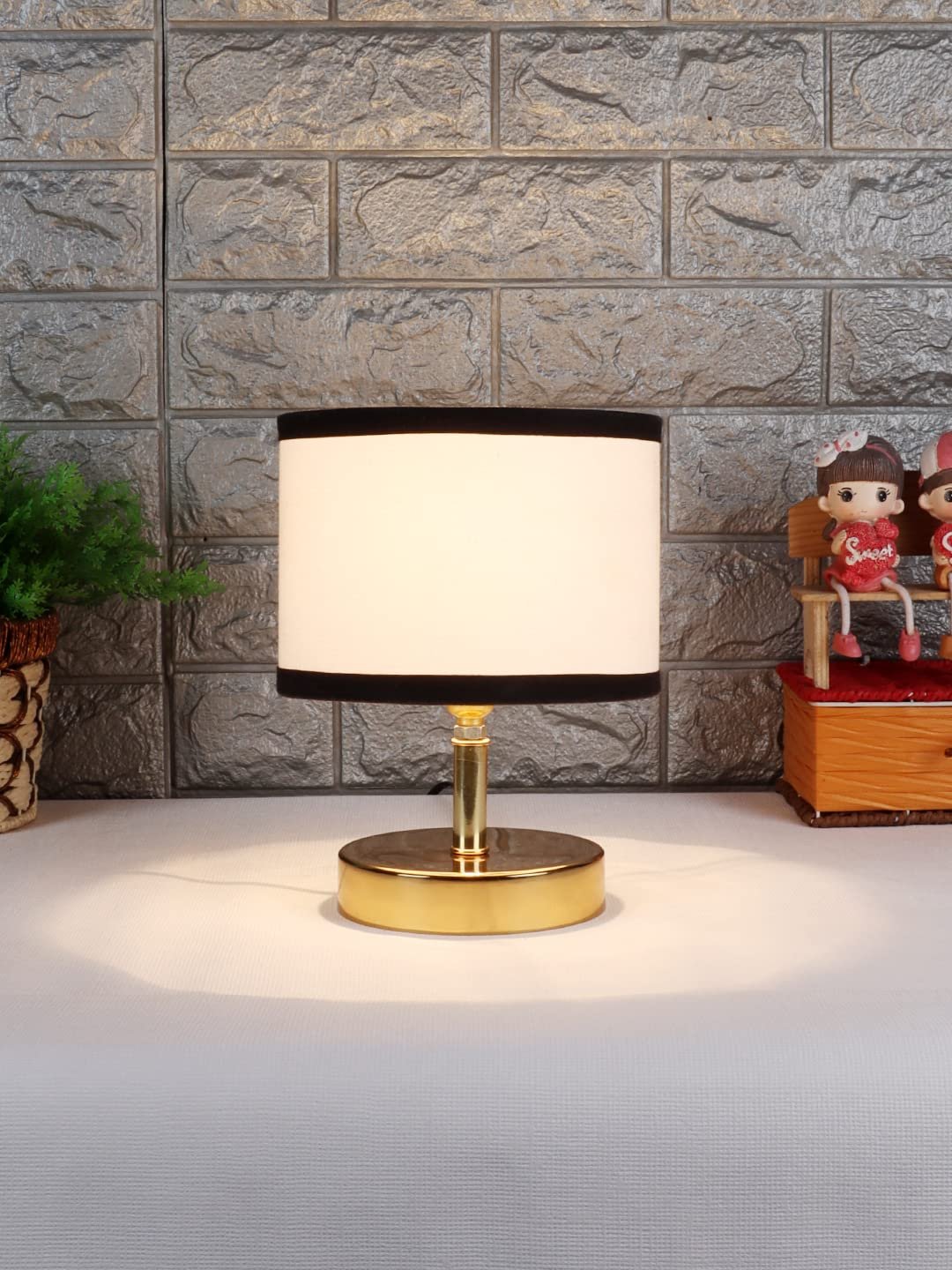 Metal Table lamp with Multicolor Cotton Shade