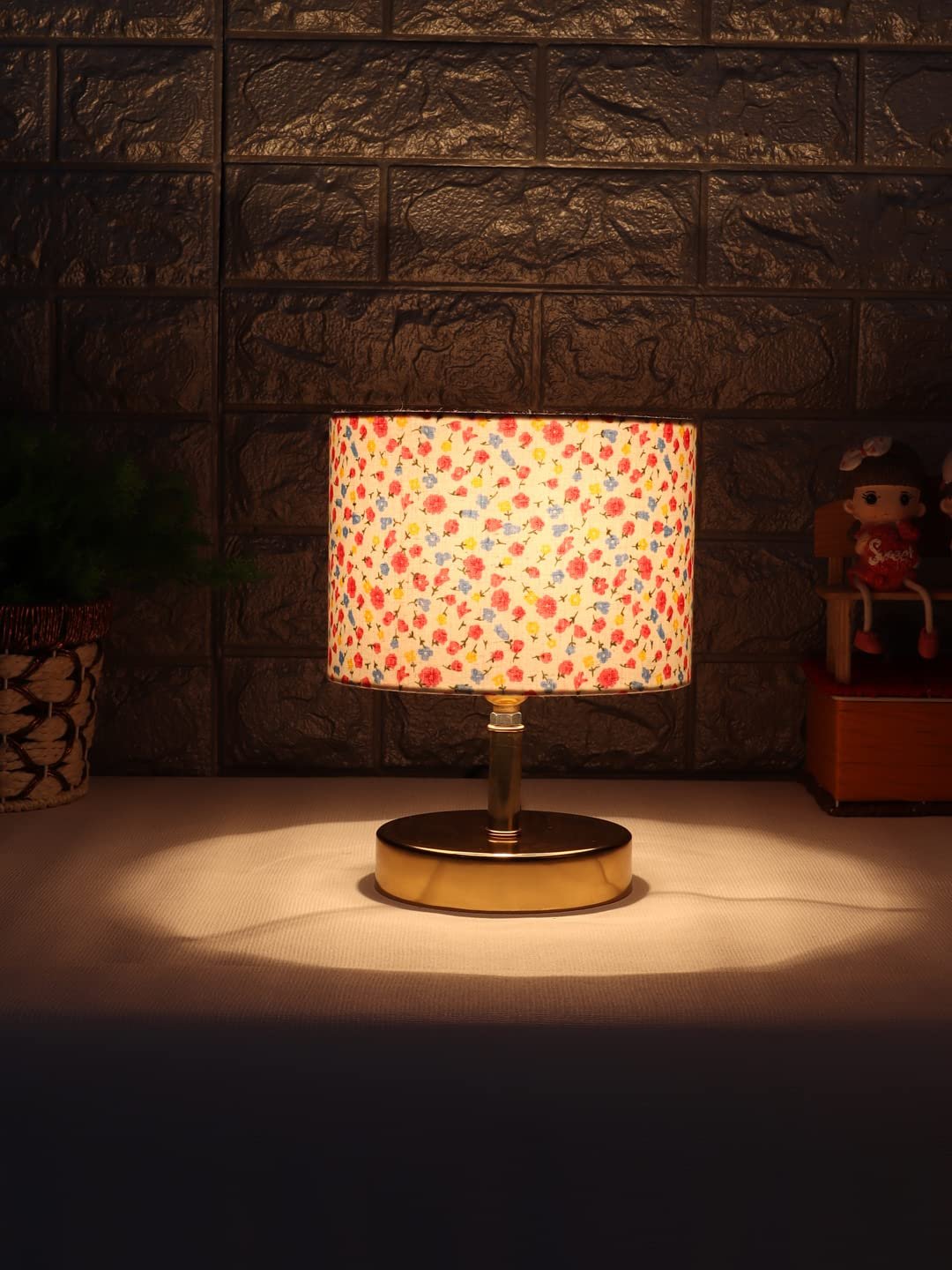 Metal Table lamp with Multicolor Cotton Shade