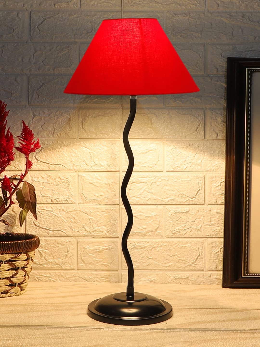 Red Cotton Zig zag Table lamp with Iron Base (AE03)