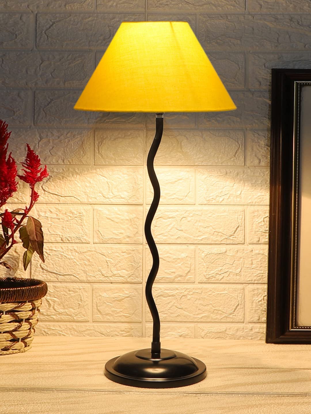 Yellow Cotton Zig zag Table lamp with Iron Base (AE)