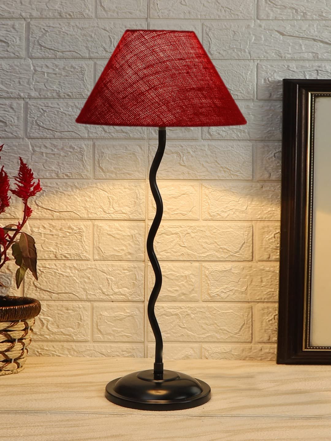 Maroon Jute Zig zag Table lamp with Iron Base (AE10)