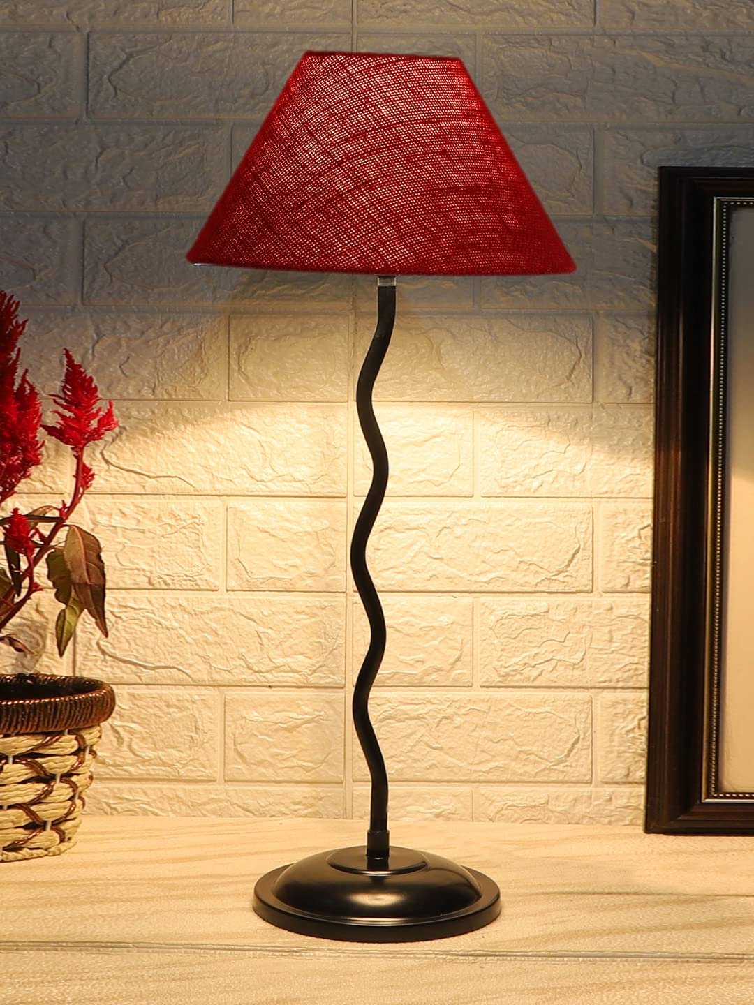 Maroon Jute Zig zag Table lamp with Iron Base (AE10)