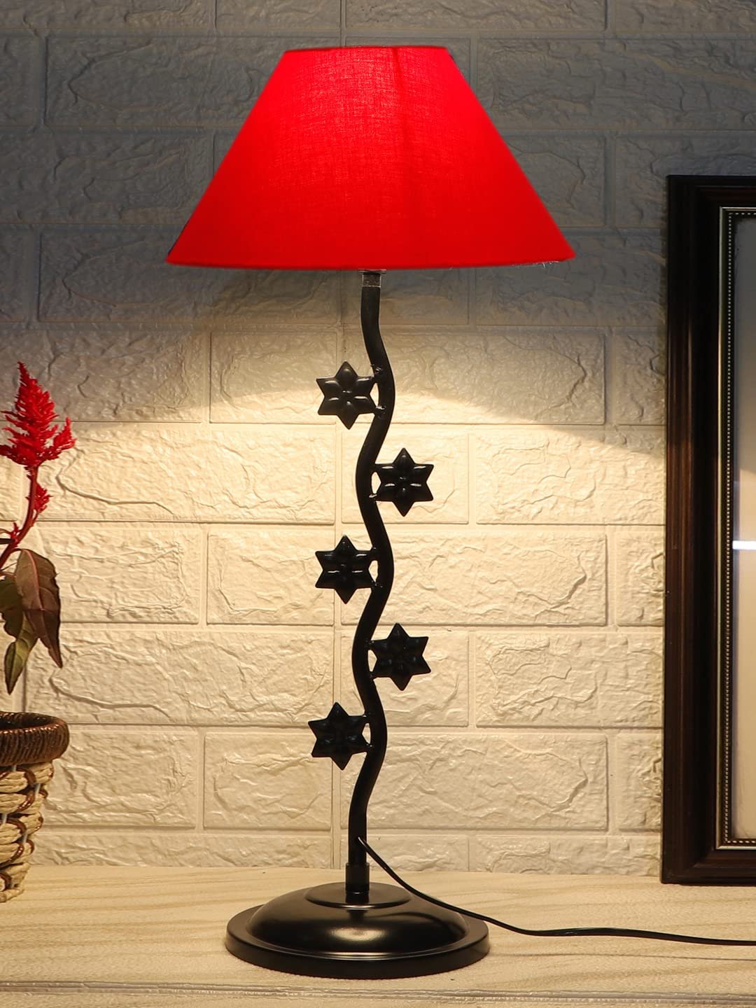 Red Cotton Zig zag Star Table lamp with Iron Base (AE22)