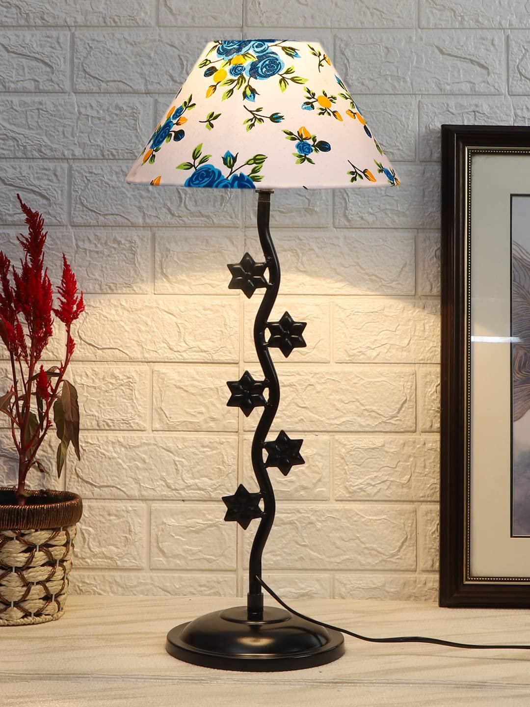 Printed Cotton Zig zag Star Table lamp with Iron Base (AE31)