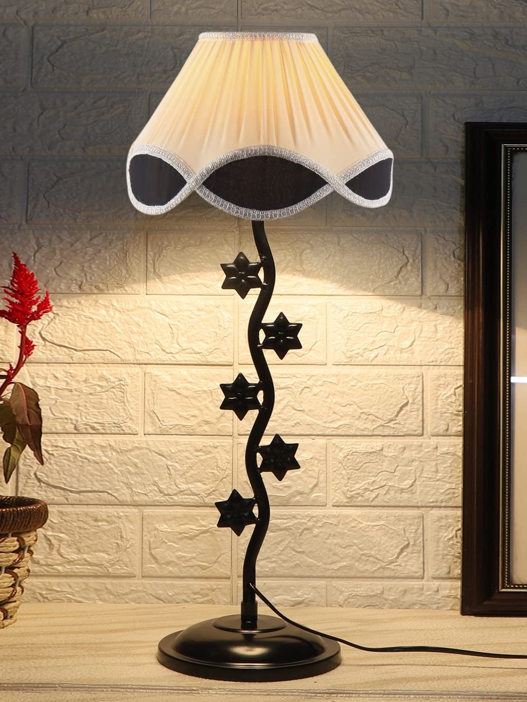 Vintage Multi Cotton Zig Zag Star Table lamp with Iron Base (AE37)