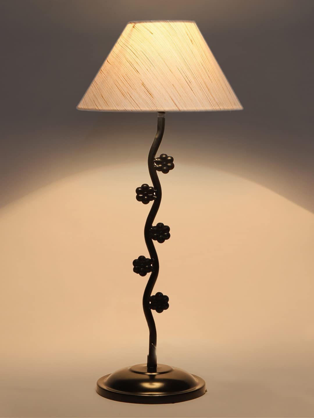 Off-White Cotton Zig zag Tikli Table lamp with Iron Base (AE39)