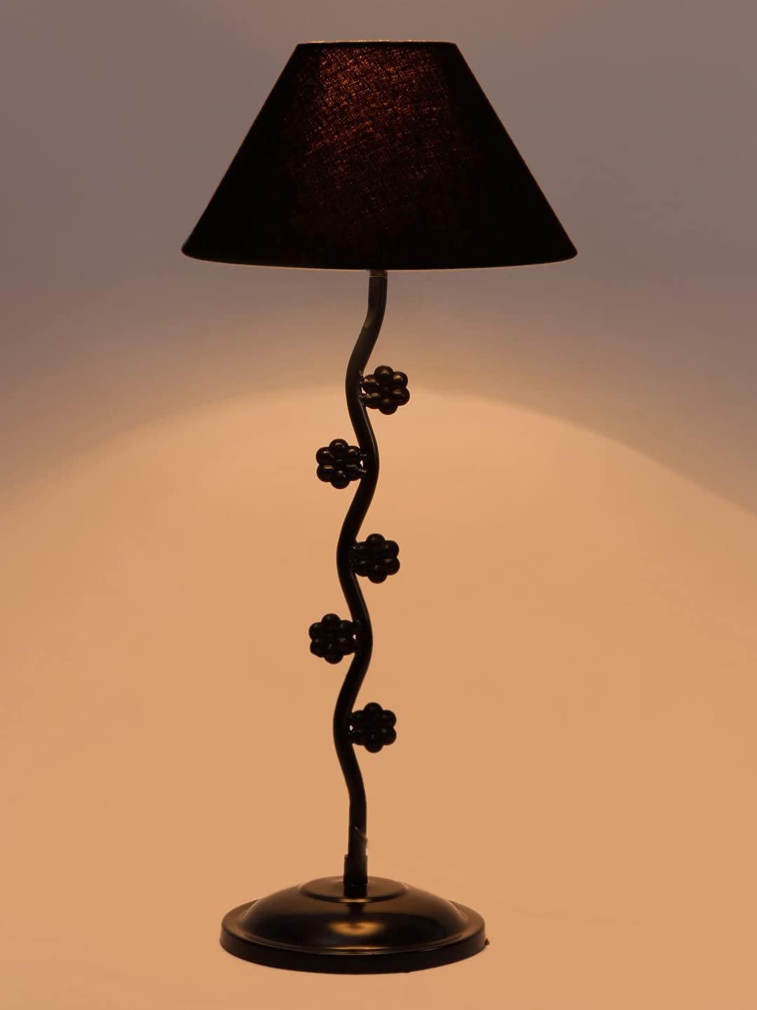 Black Cotton Zig zag Tikli Table lamp with Iron Base (AE40)