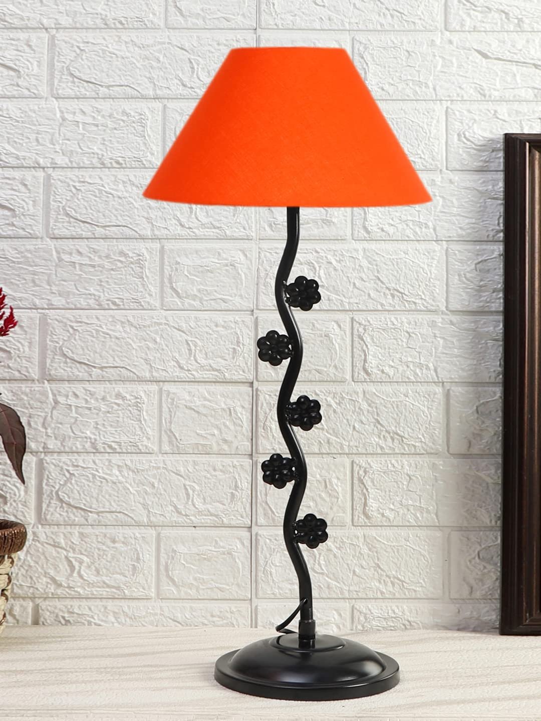 Orange Cotton Zig zag Tikli Table lamp with Iron Base (AE42)