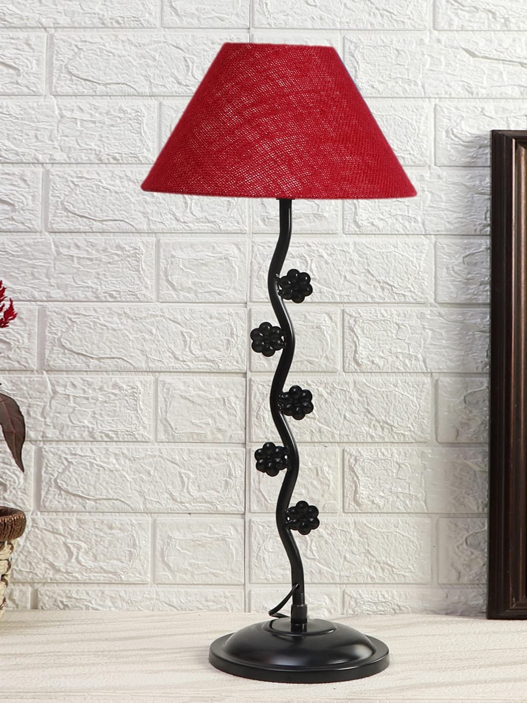 Maroon Jute Zig zag Tikli Table lamp with Iron Base (AE48)