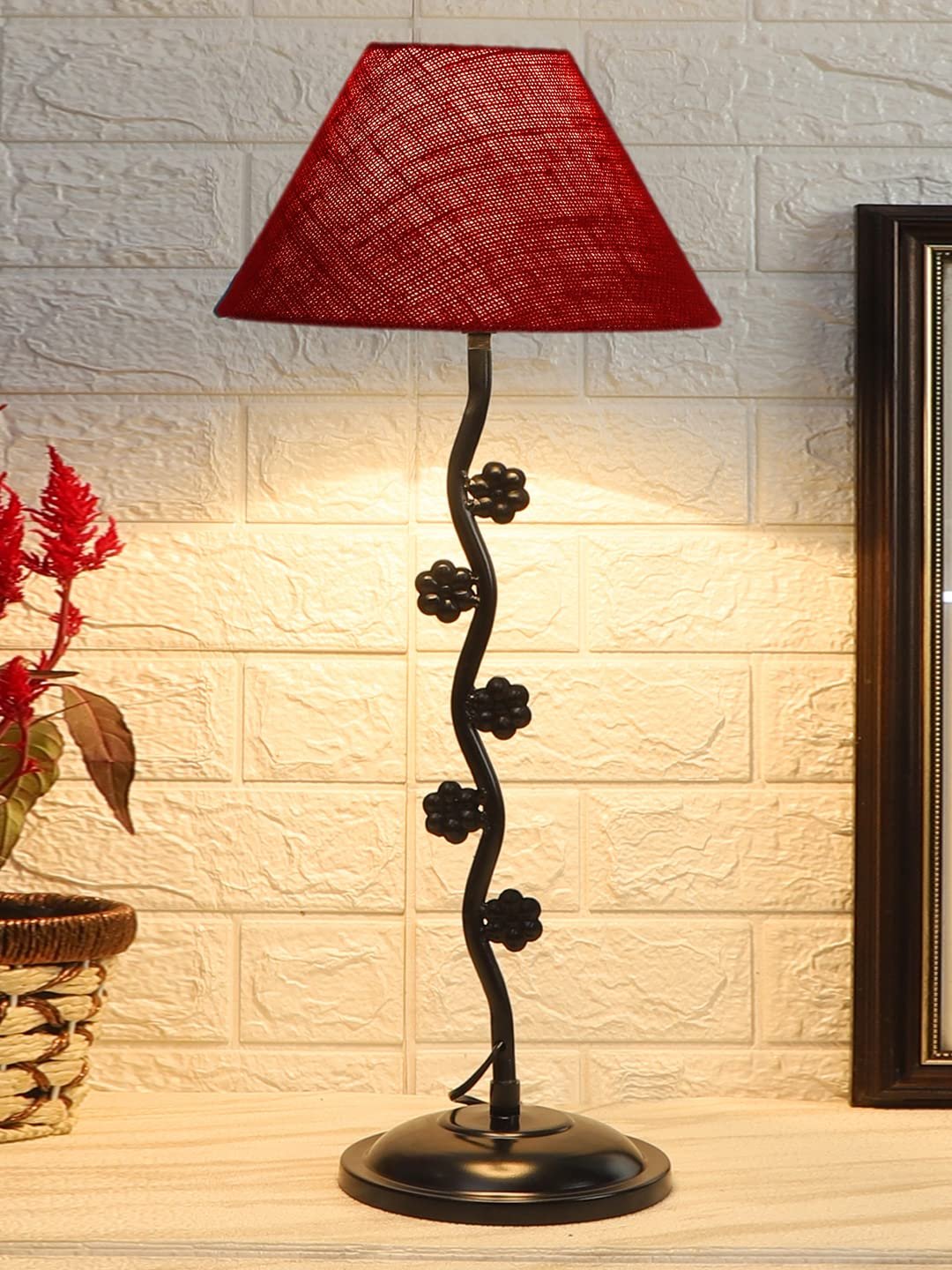 Maroon Jute Zig zag Tikli Table lamp with Iron Base (AE48)