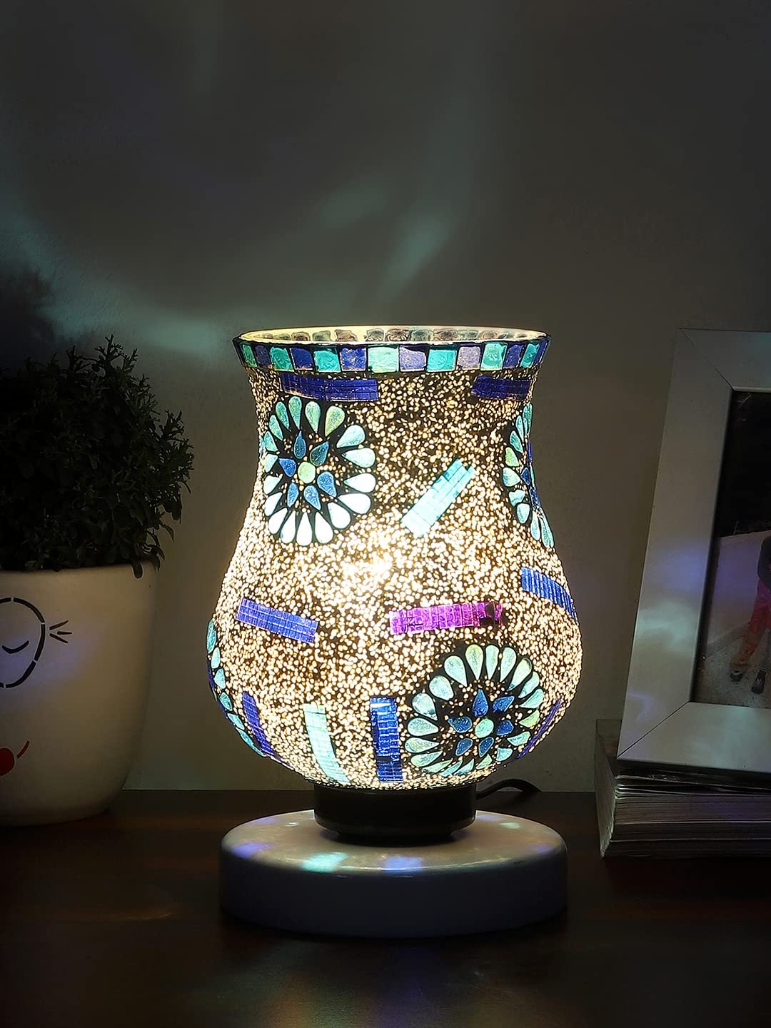 White Wood Round Table lamp with Mosaic Glass -FD32