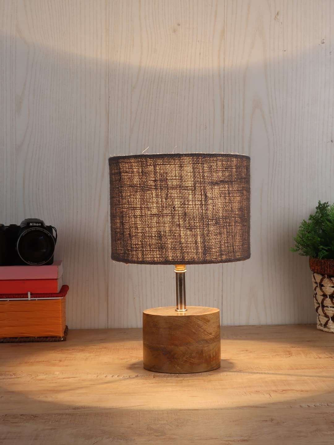 Wood Table lamp with Grey Jute Shade