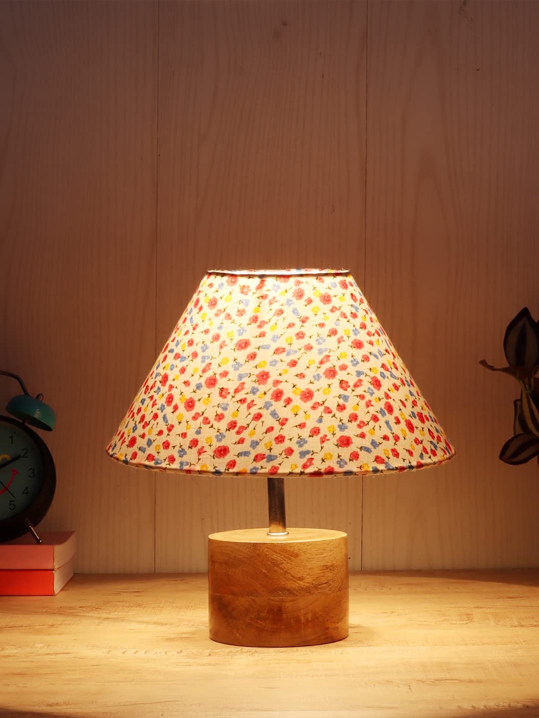 Wood Table lamp with Multicolor Cotton Shade