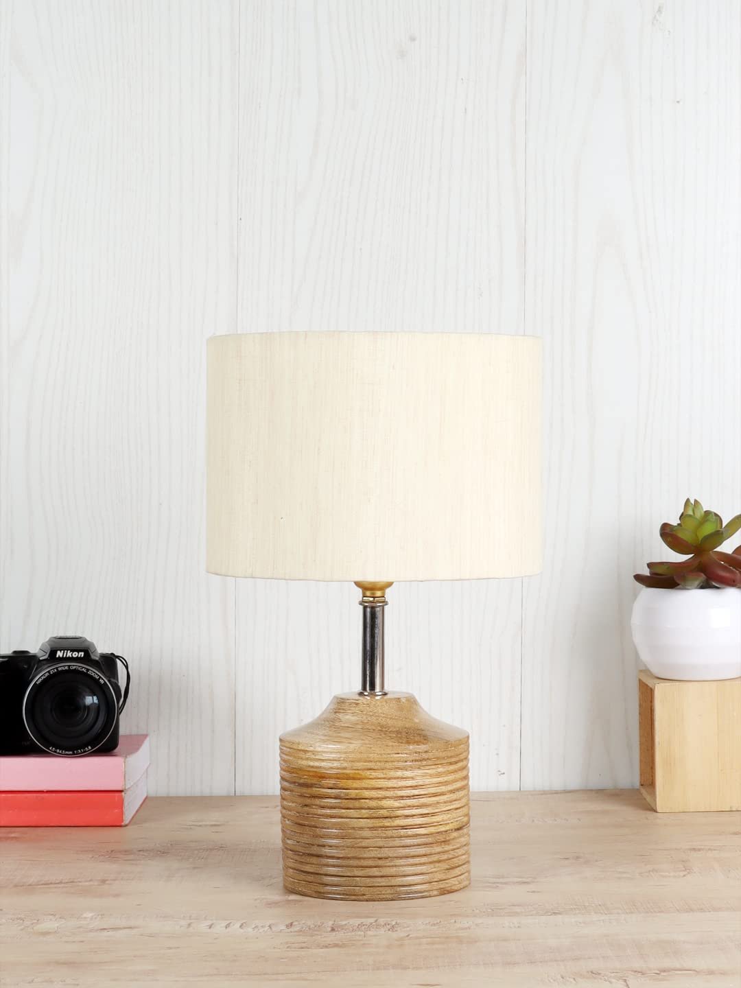 Wood Table lamp with Off-White Cotton Shade