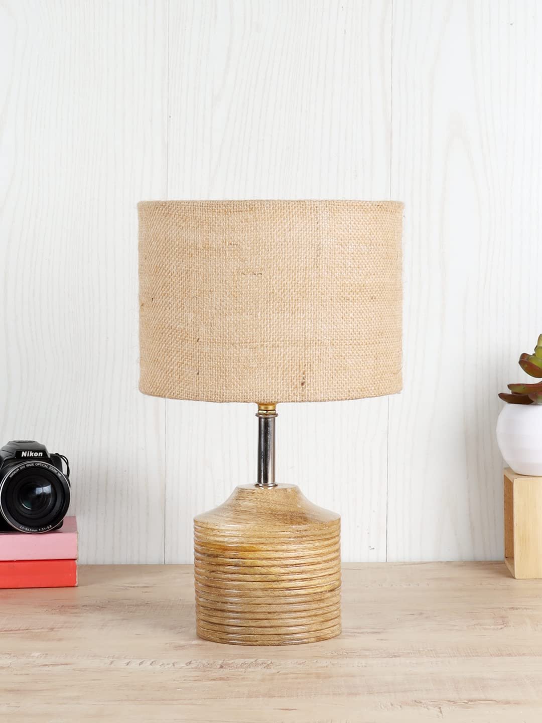 Wood Table lamp with Beige Jute Shade