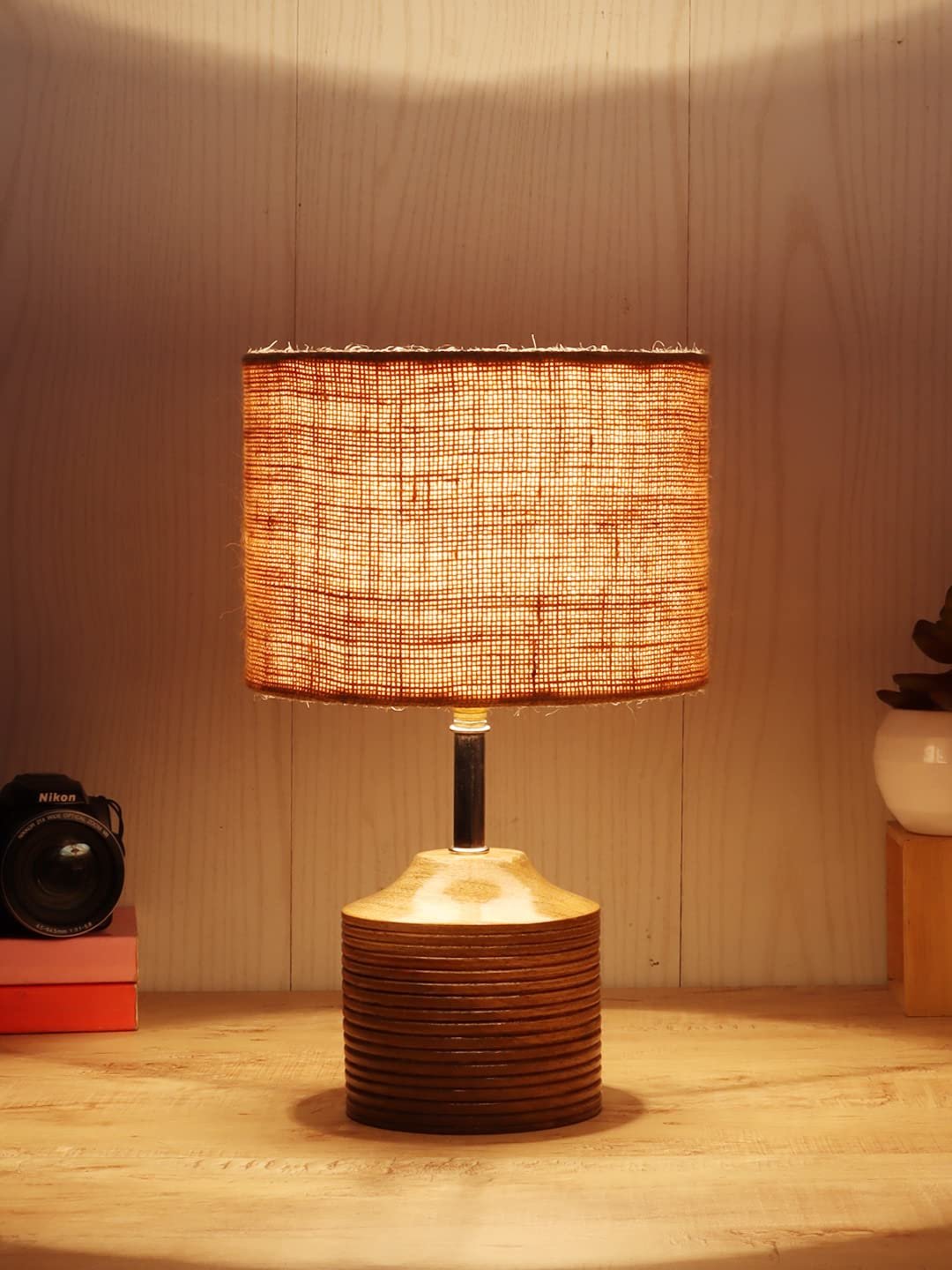 Wood Table lamp with Beige Jute Shade