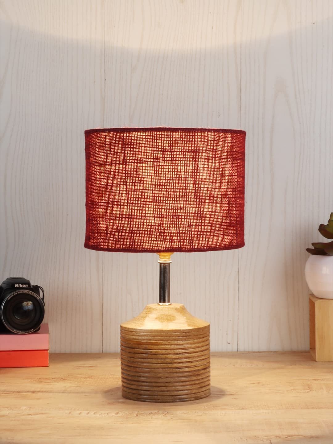 Wood Table lamp with Maroon Jute Shade