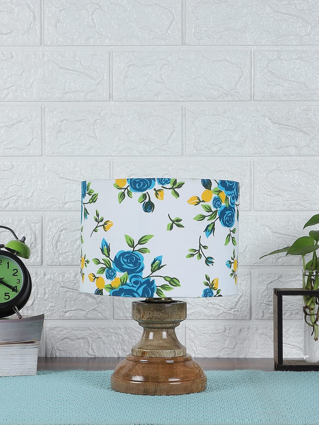 Wood Table lamp with Multicolor Cotton Shade