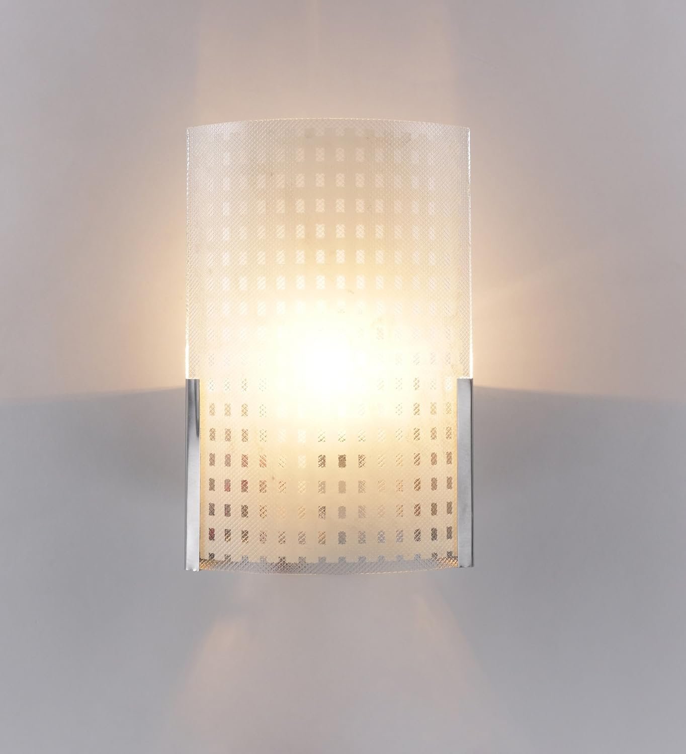 W04 Steel and Glass Wall Mounted Light (Off White)