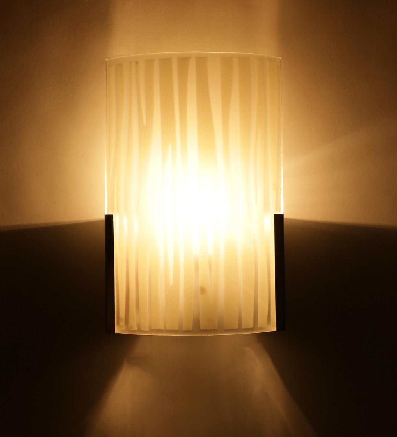 W Steel and Glass Wall Mounted Light (Off White)