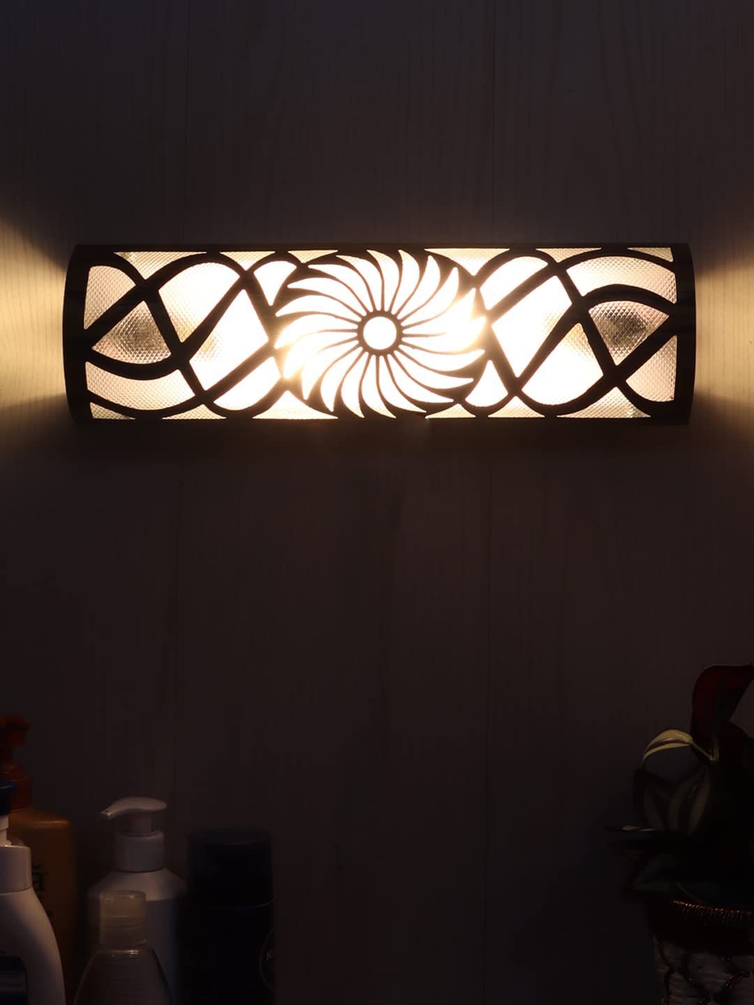 Antique Gold Finish & Glass Bath Light for Wash Basin & Mirror (Golden),BL102