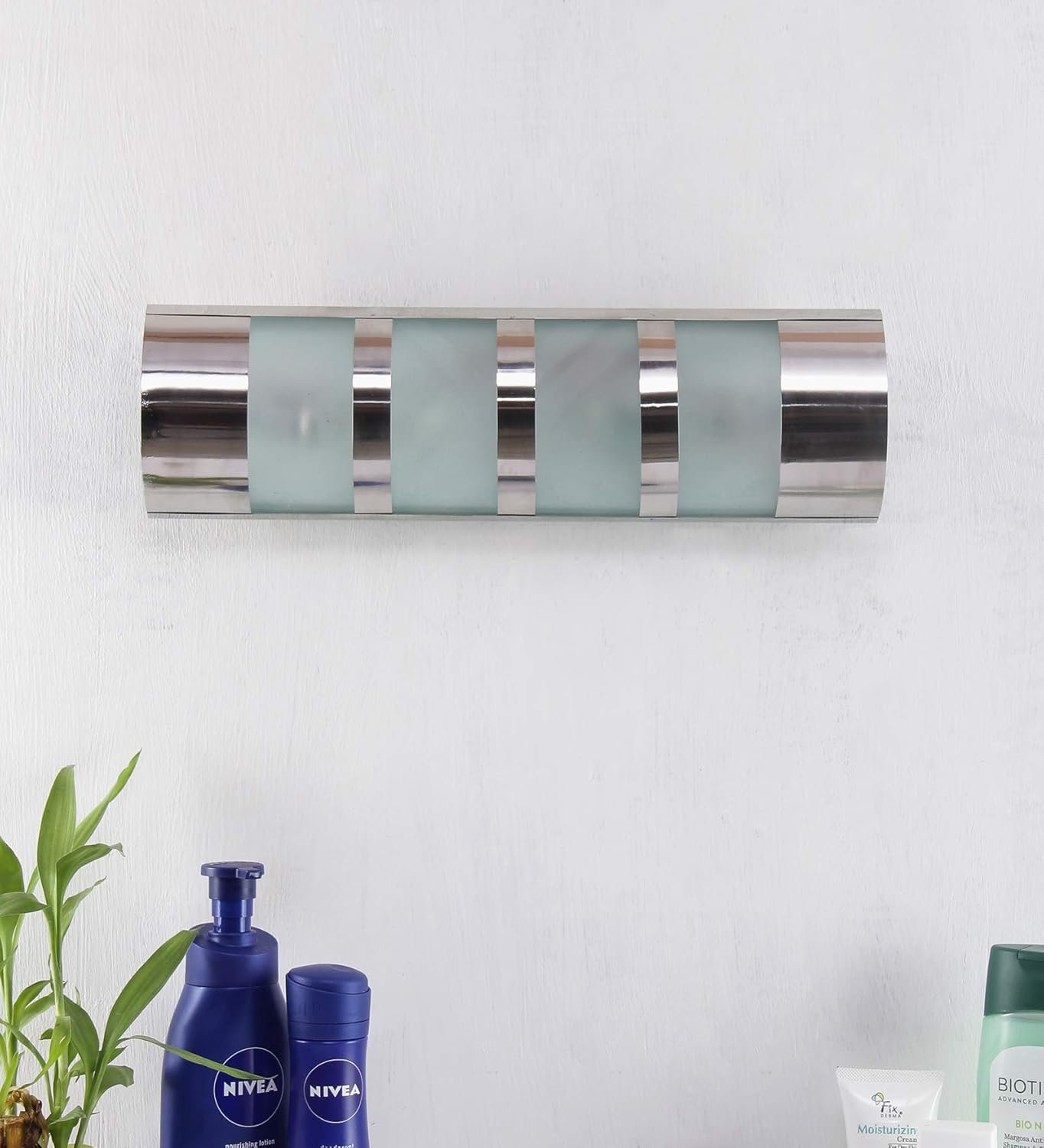 Off White Steel Stripes Frosted Bathroom Light for Wash Basin/Mirror