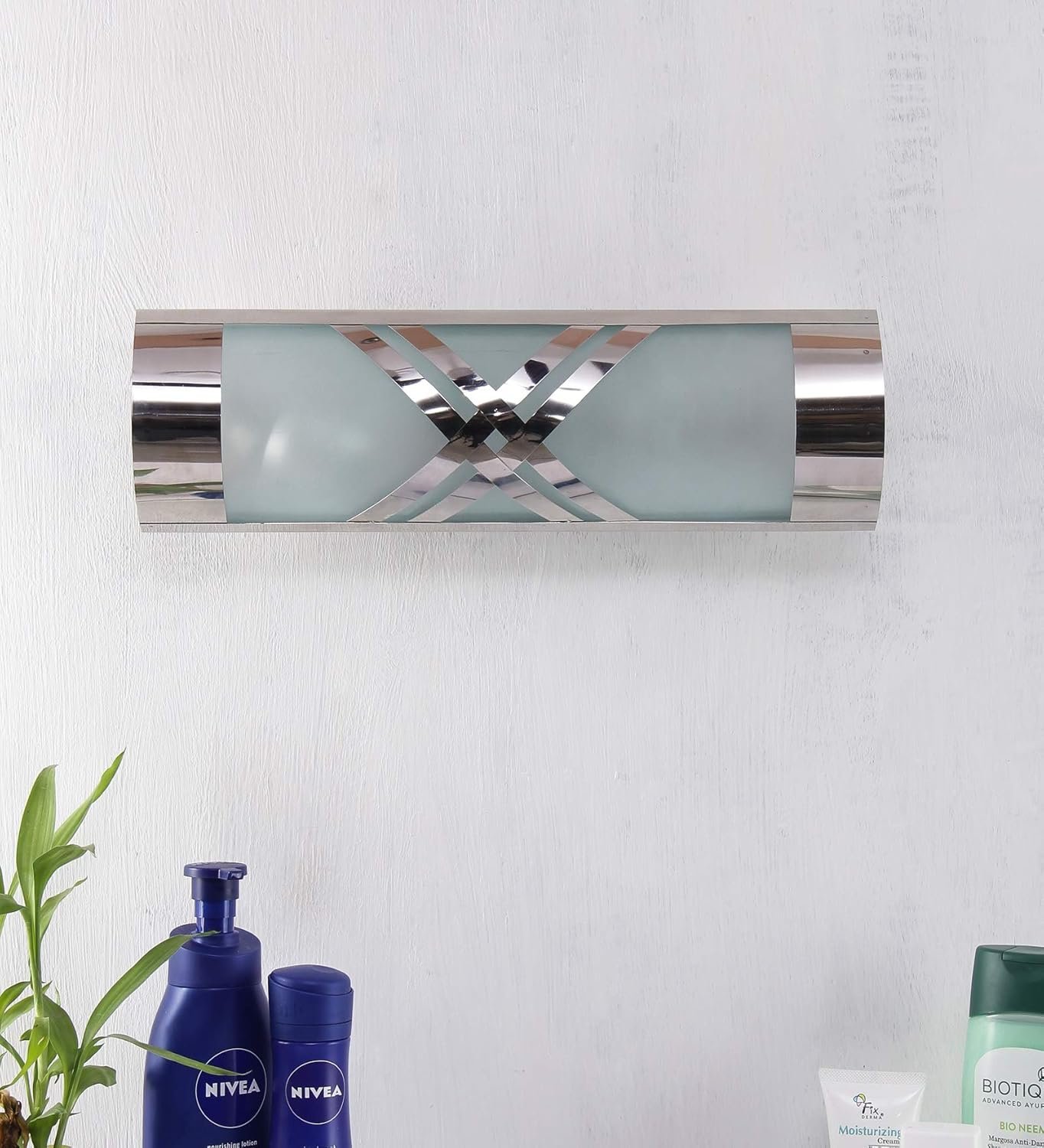 Off White Steel Cross Frosted Bathroom Light for Wash Basin/Mirror