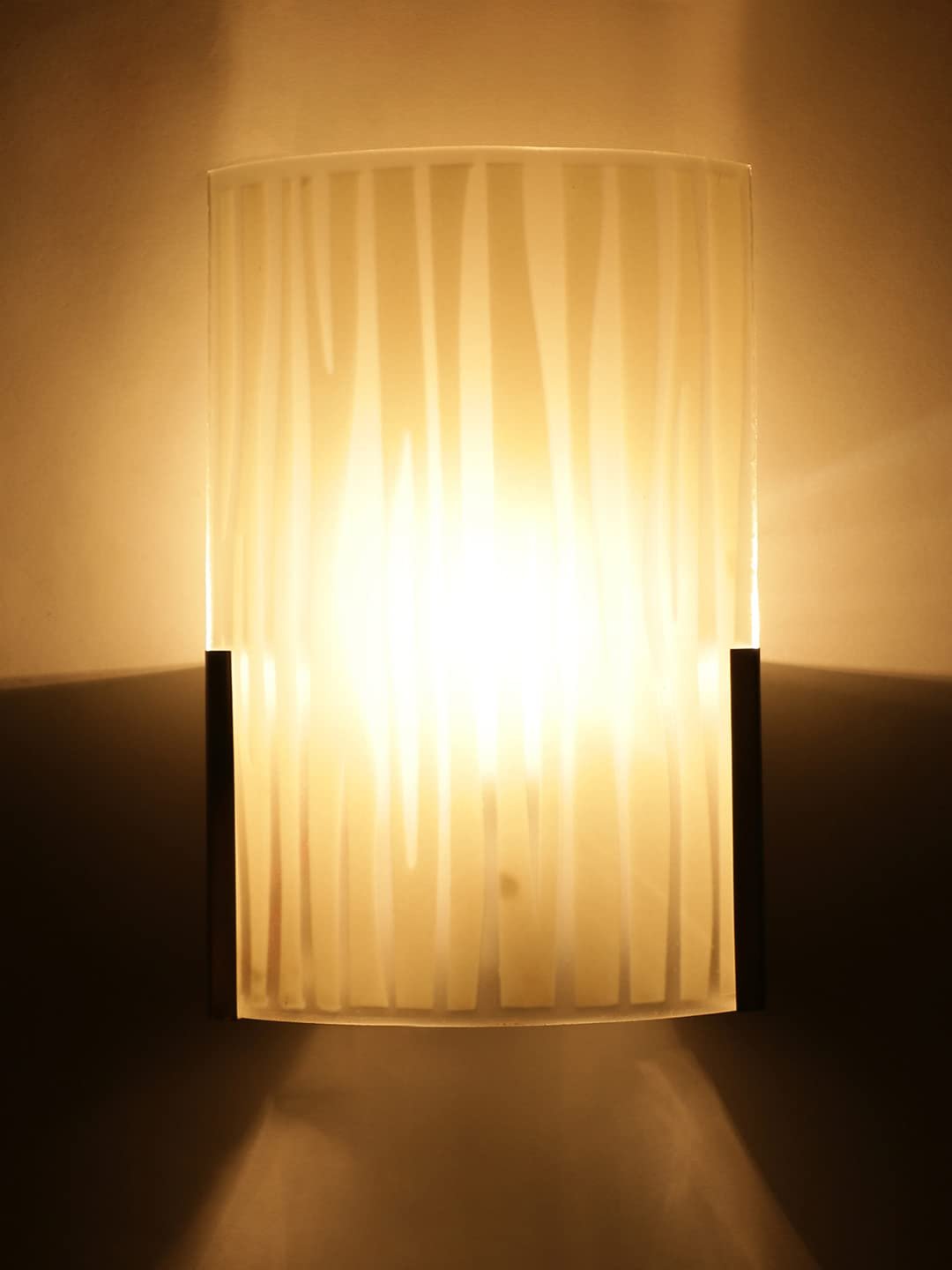 Single Glass Wall Mounted lamp (MW03)
