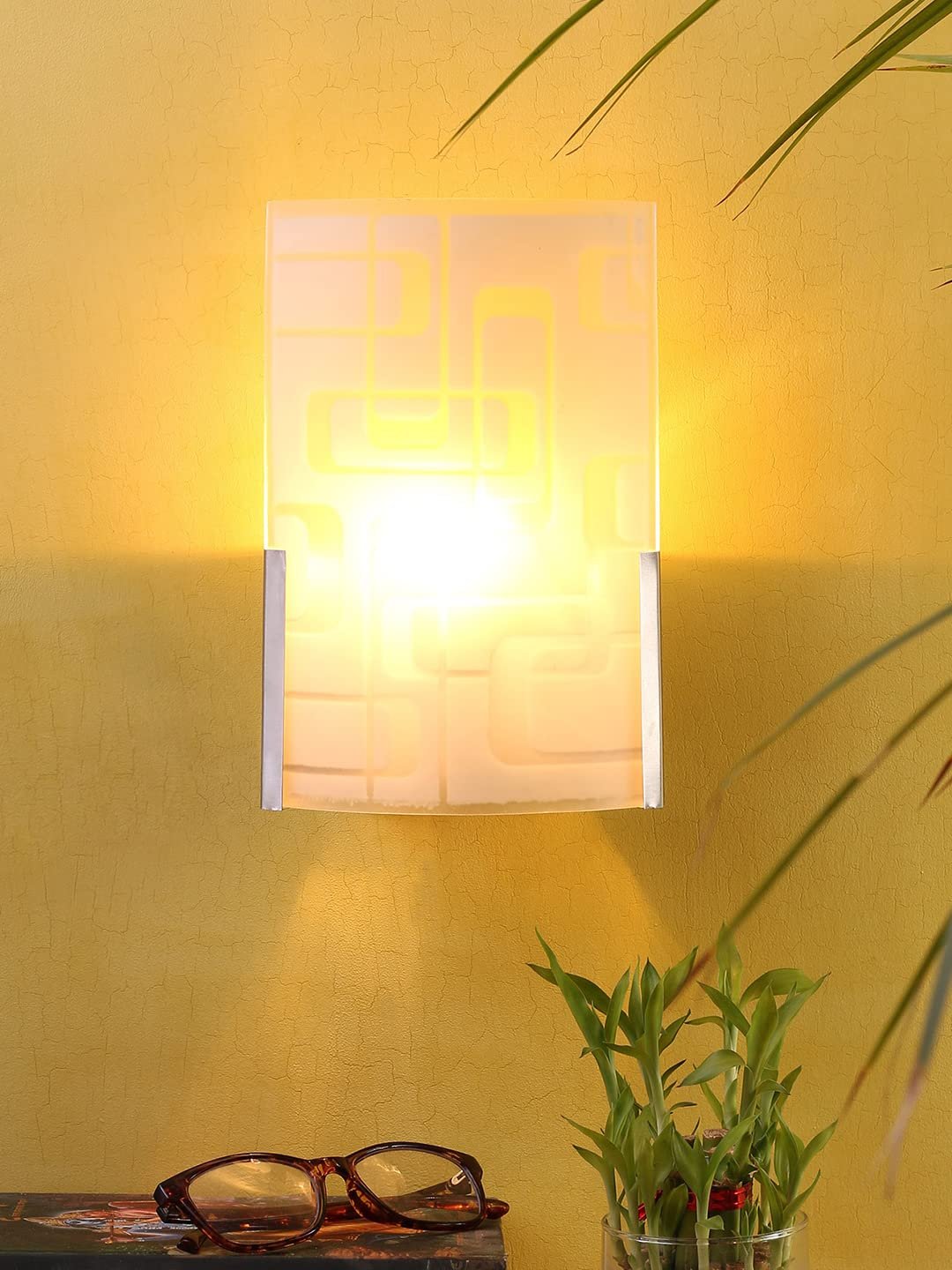 Single Glass Wall Mounted lamp (MW)