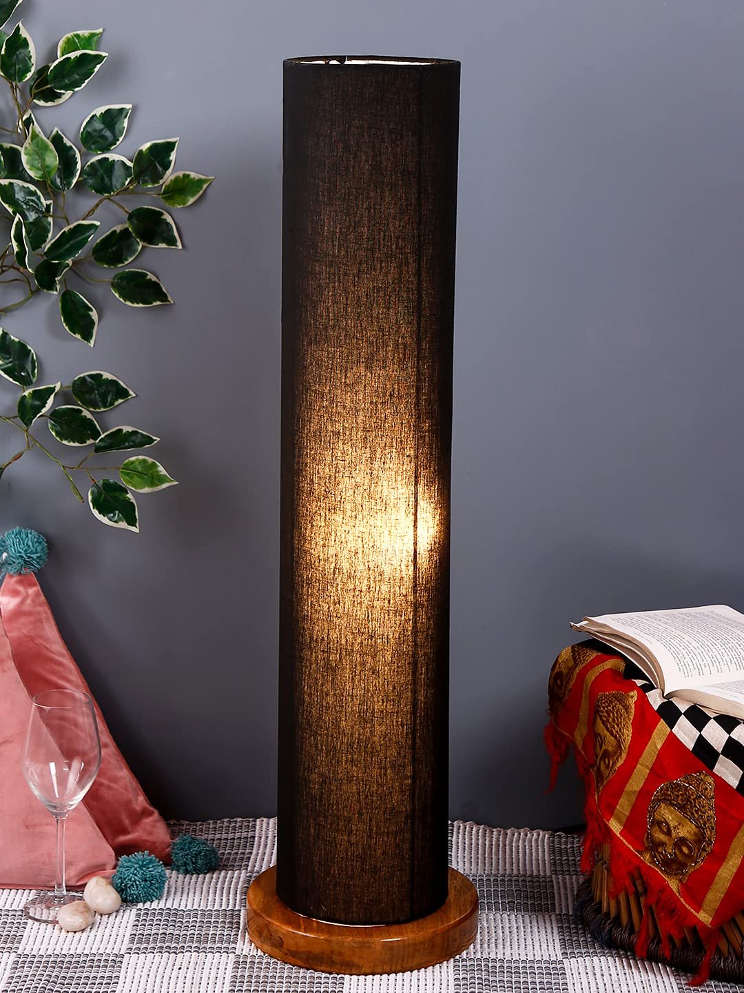 Black Round Cotton Shade Floor lamp with Wood Base .(Black,Cotton)
