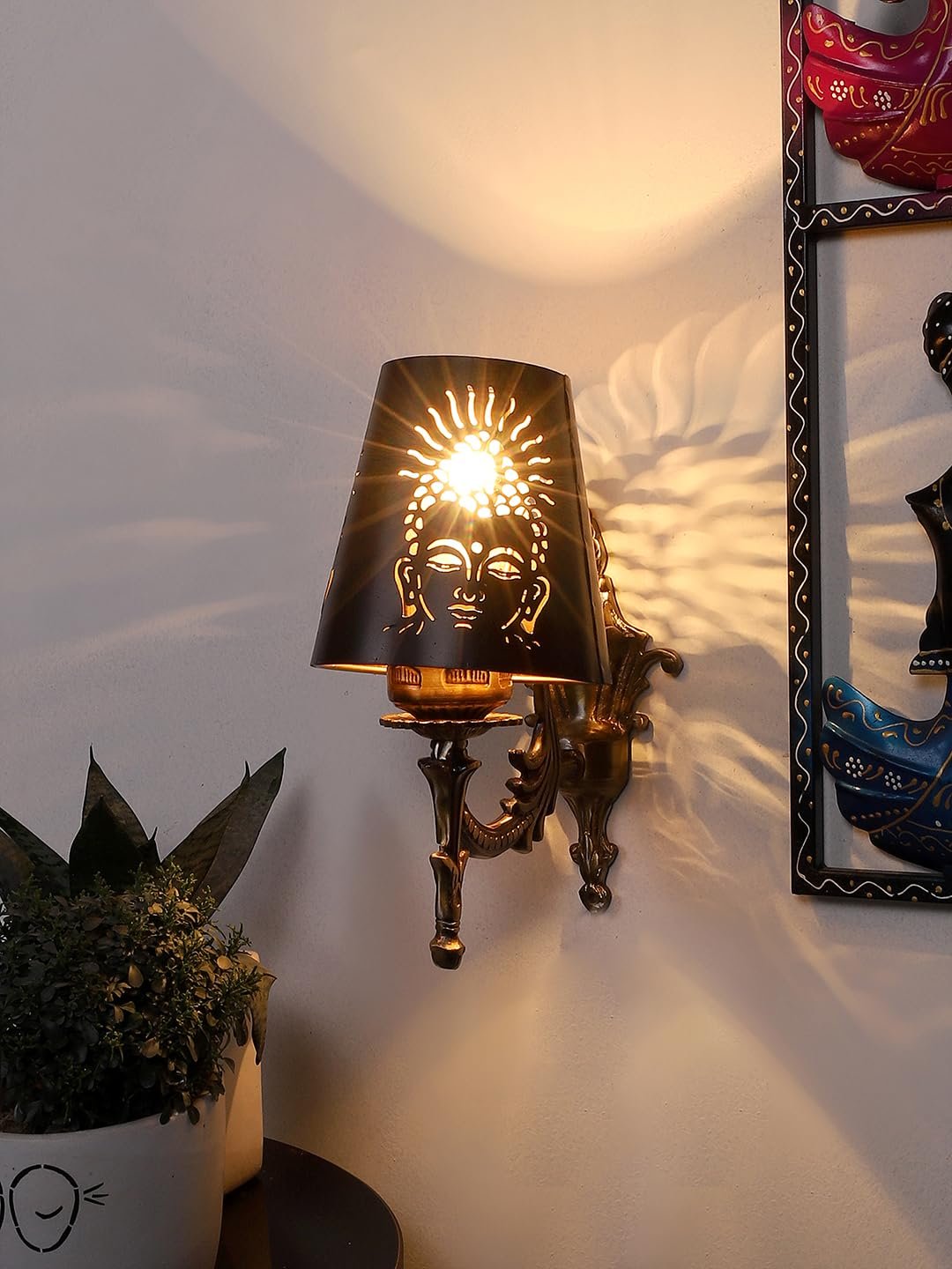 Multicolor Wall Lamp | Elegant Metal Material | Stylish Ambient Light for Home, Office, Living Room, Bedroom, Hallway | Modern Decorative Wall Sconce - Model DZW03