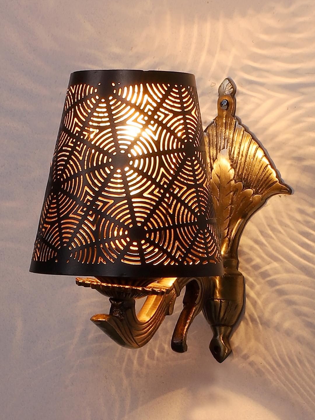 Multicolor Wall Lamp | Elegant Metal Material | Stylish Ambient Light for Home, Office, Living Room, Bedroom, Hallway | Modern Decorative Wall Sconce - Model DZW11