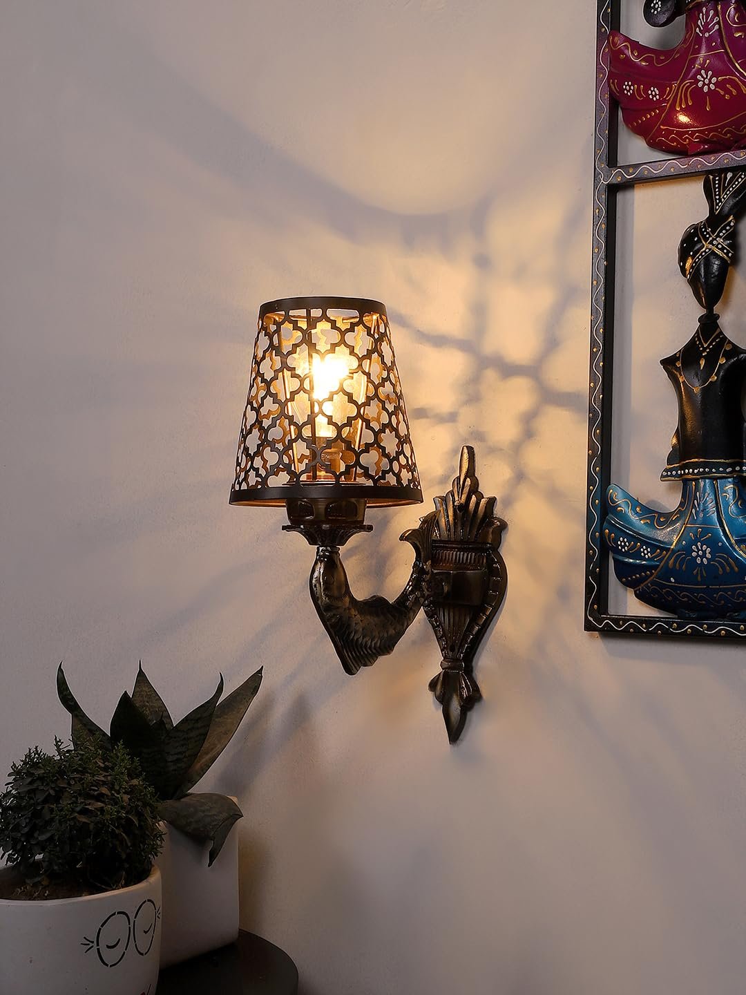 Multicolor Wall Lamp | Elegant Metal Material | Stylish Ambient Light for Home, Office, Living Room, Bedroom, Hallway | Modern Decorative Wall Sconce - Model DZW31