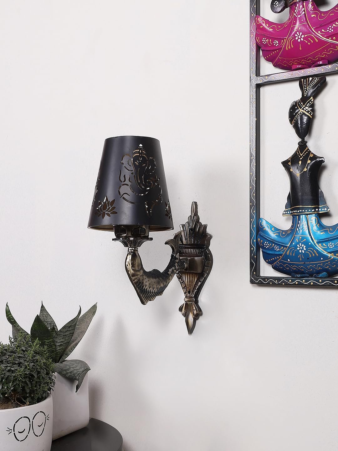 Multicolor Wall Lamp | Elegant Metal Material | Stylish Ambient Light for Home, Office, Living Room, Bedroom, Hallway | Modern Decorative Wall Sconce - Model DZW32