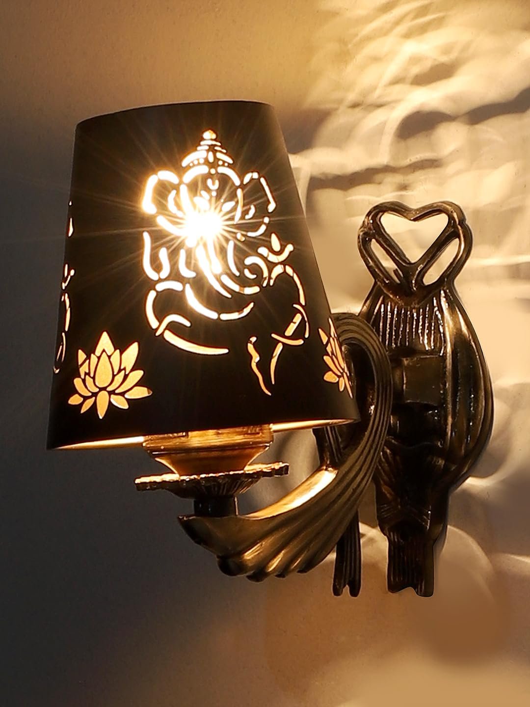 Multicolor Wall Lamp | Elegant Metal Material | Stylish Ambient Light for Home, Office, Living Room, Bedroom, Hallway | Modern Decorative Wall Sconce - Model DZW33