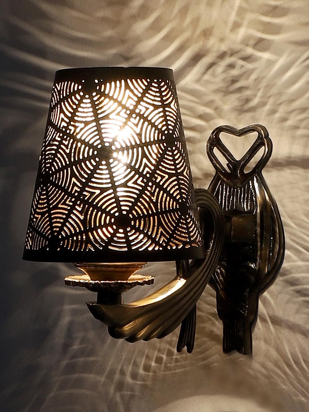 Multicolor Wall Lamp | Elegant Metal Material | Stylish Ambient Light for Home, Office, Living Room, Bedroom, Hallway | Modern Decorative Wall Sconce - Model DZW38