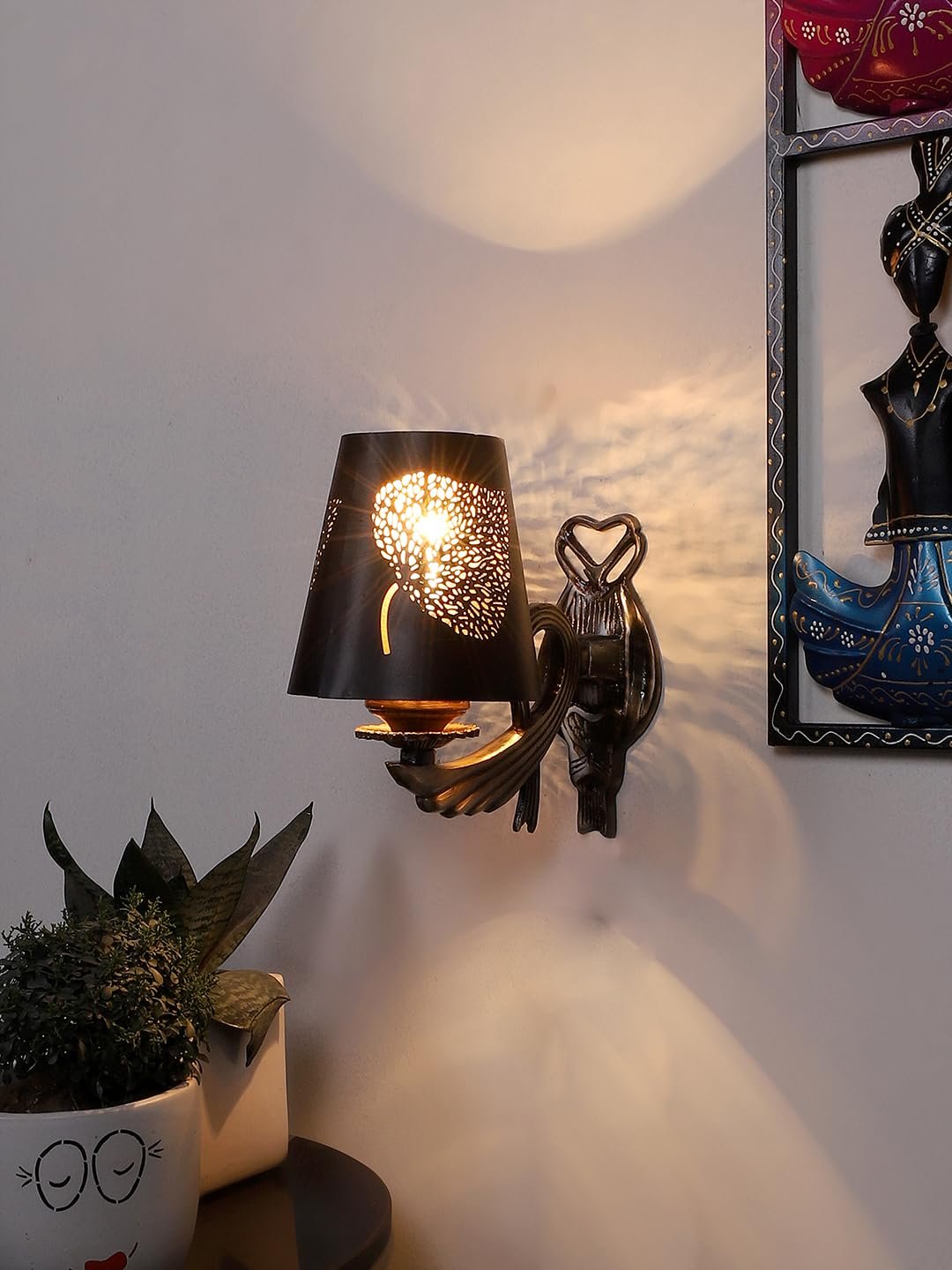 Multicolor Wall Lamp | Elegant Metal Material | Stylish Ambient Light for Home, Office, Living Room, Bedroom, Hallway | Modern Decorative Wall Sconce - Model DZW39