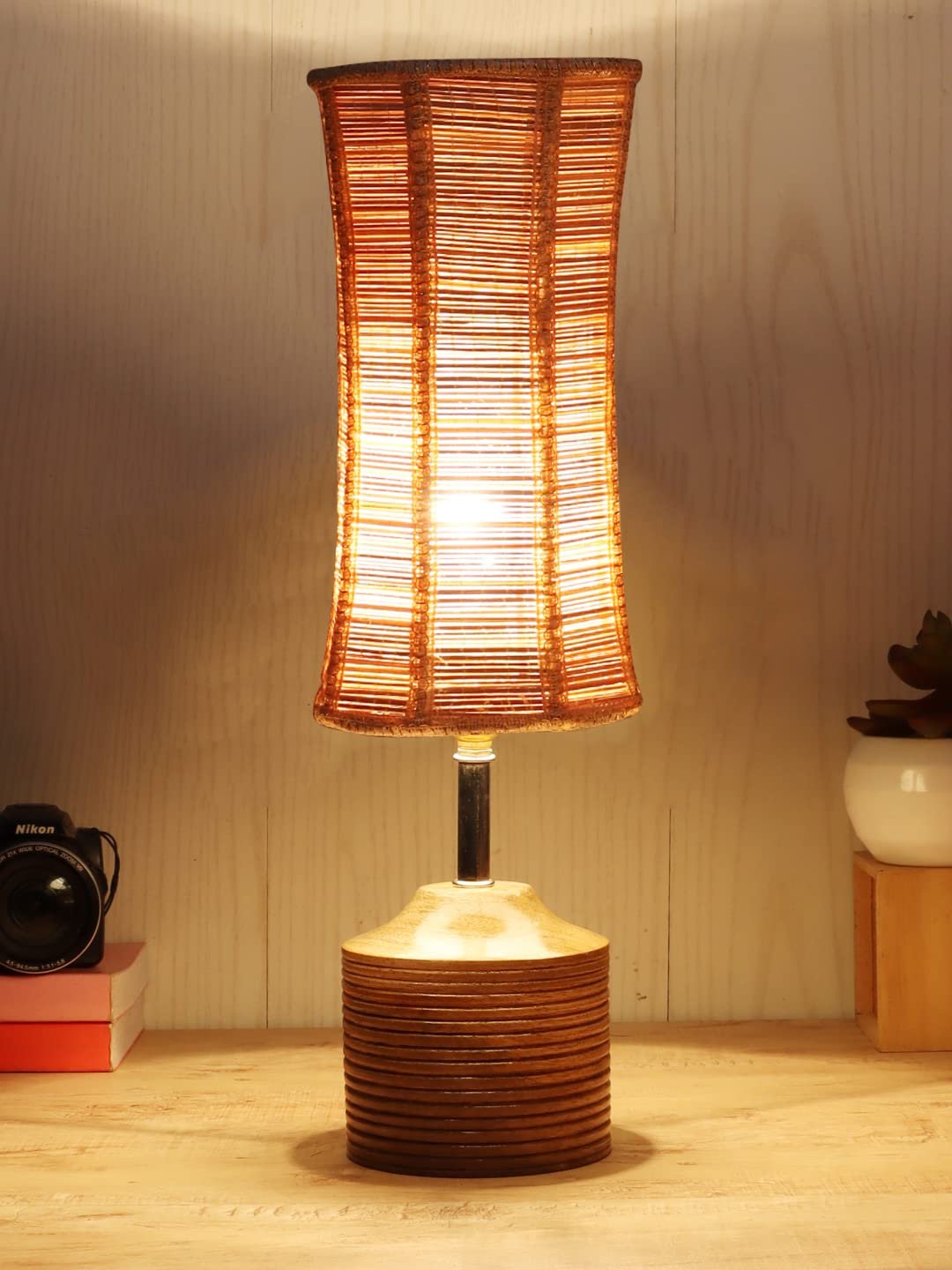 Wood Table lamp with Bamboo Shade(21)