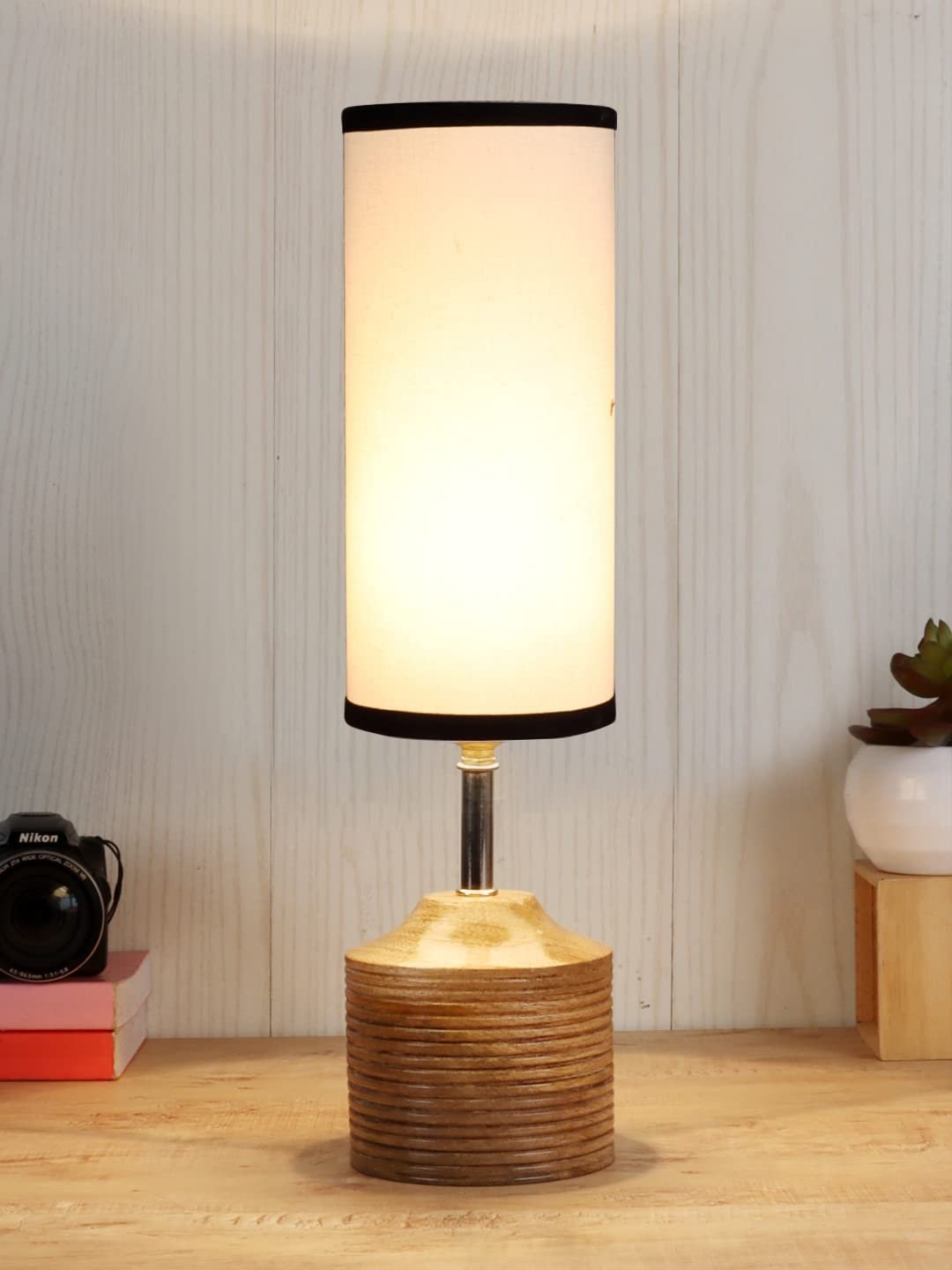 Wood Table lamp with Multicolor Cotton Shade (28)