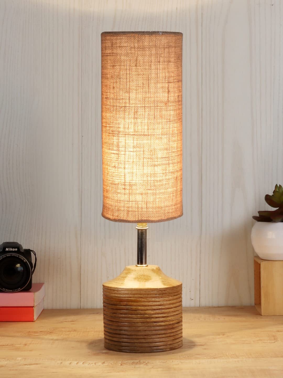 Wood Table lamp with Beige Jute Shade(29)