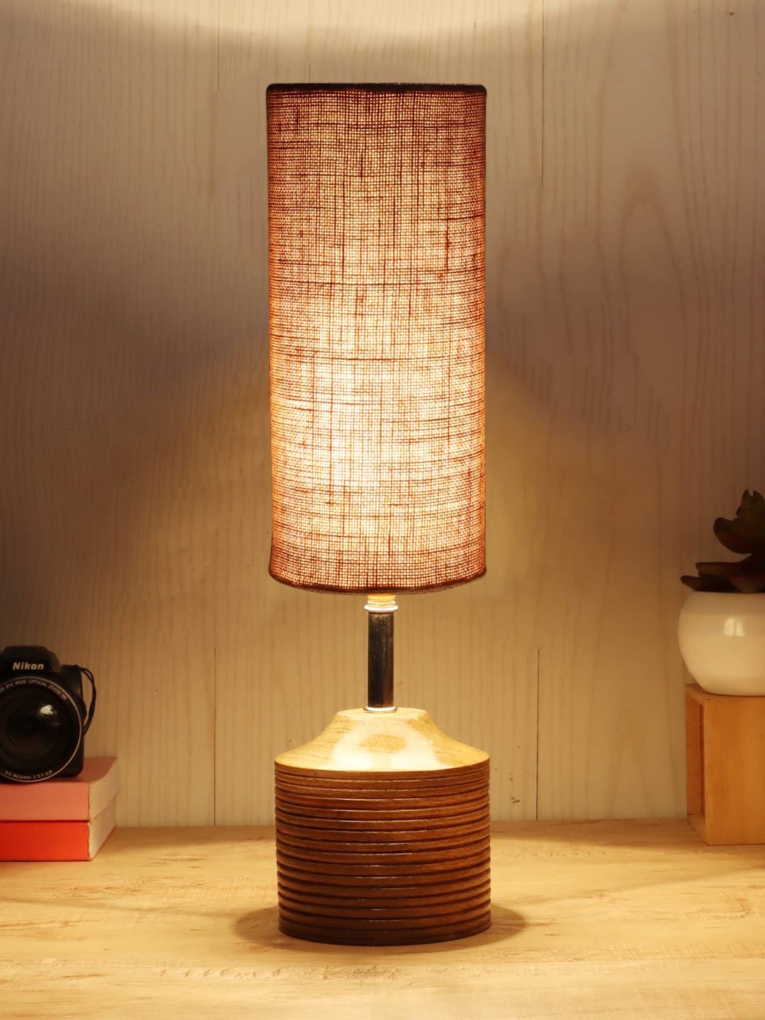 Wood Table lamp with Beige Jute Shade(29)