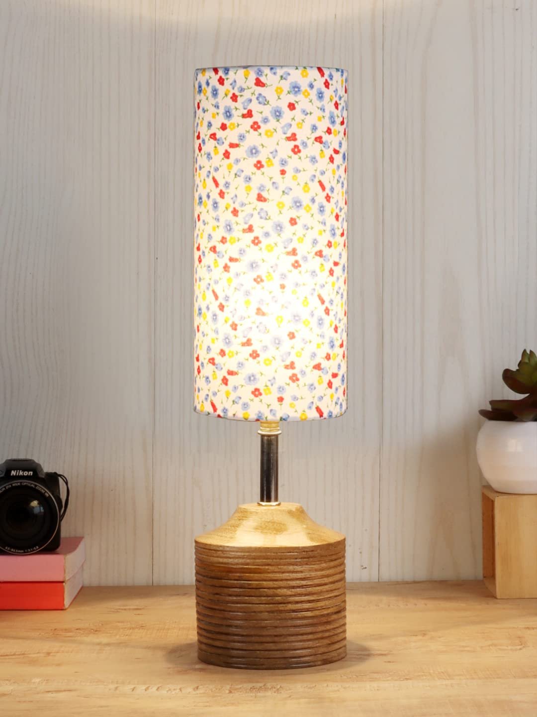 Wood Table lamp with Multicolor Cotton Shade (36)